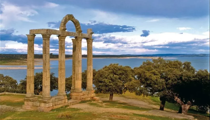 Campo arañuelo templo-de-augustobriga-bohonal-de-ibor