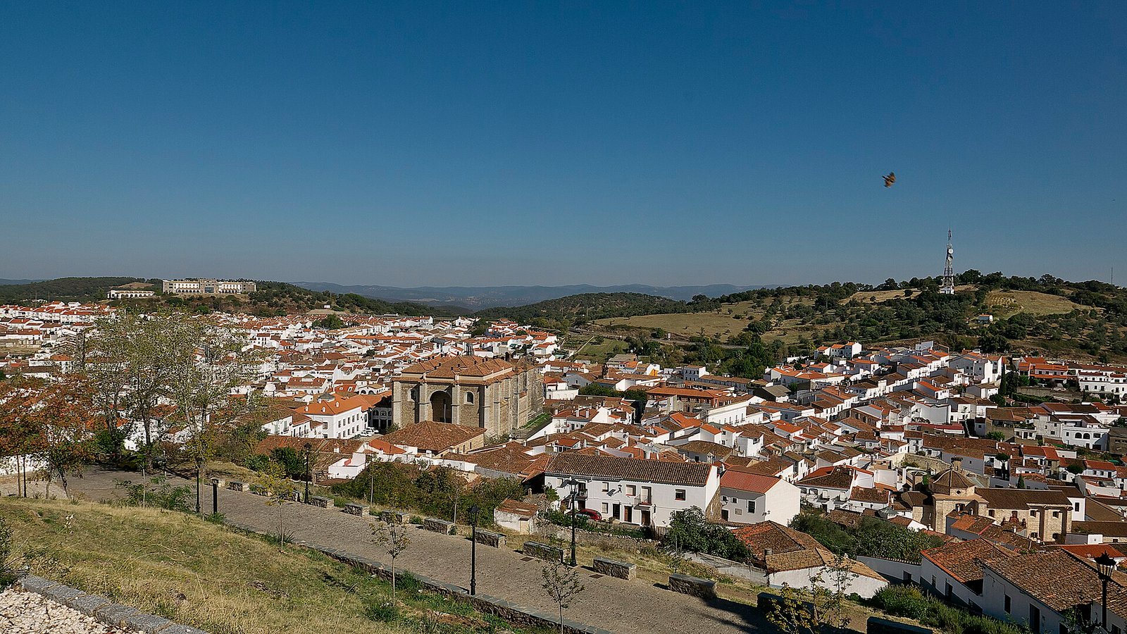 Panorámica de Aracena y su entorno serrano, en Huelva.